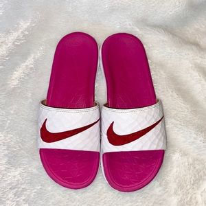 Nike slides